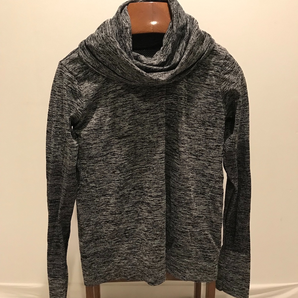 athletic top